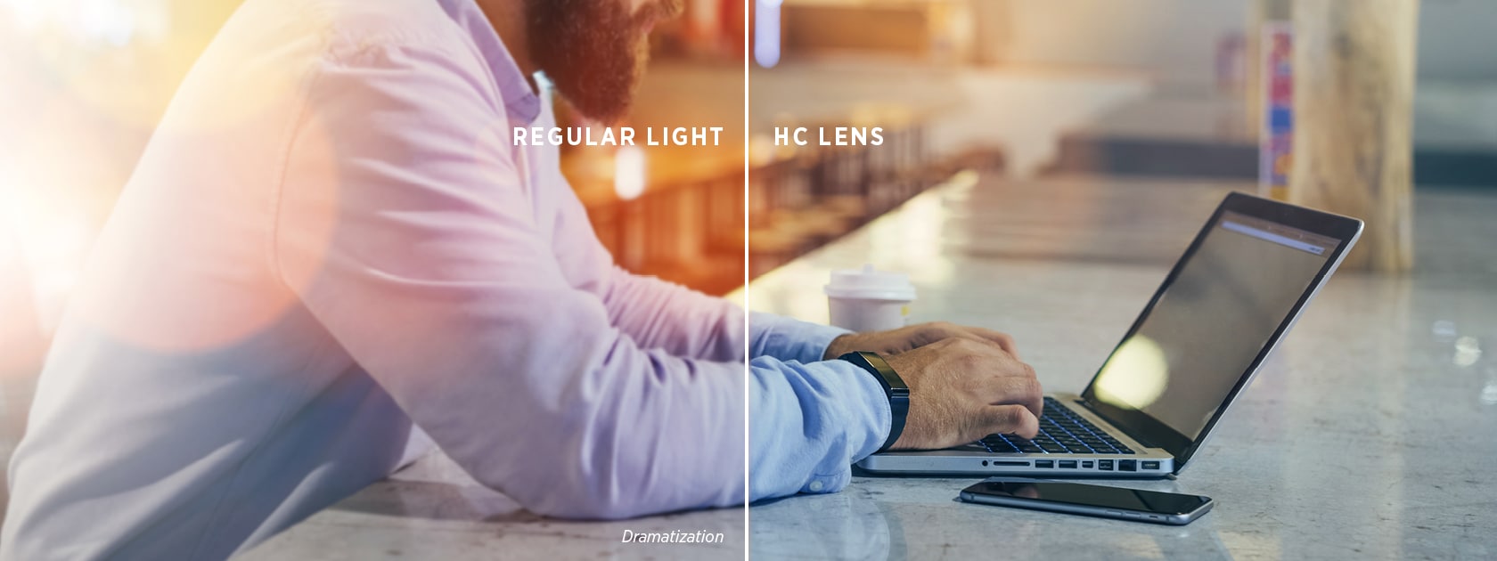 Geteiltes Bild eines Mannes, der an einem Laptop auf einem Tisch arbeitet, was den Unterschied zwischen normalem Licht und HC-Glas zeigt